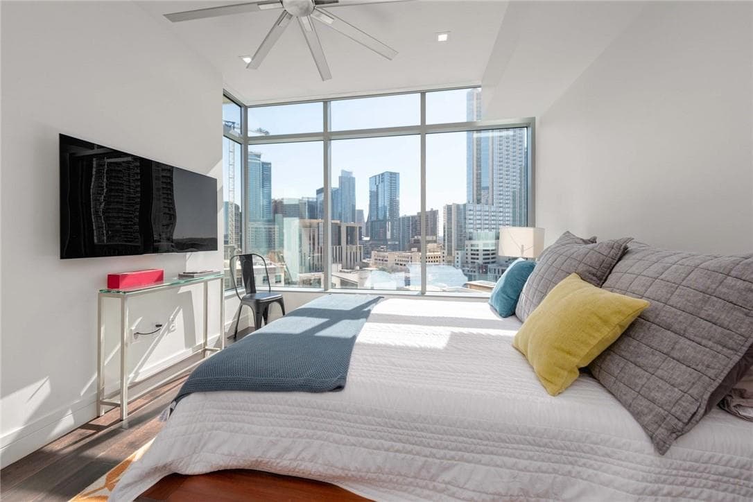 Fifth & West residence 1005, photo 1