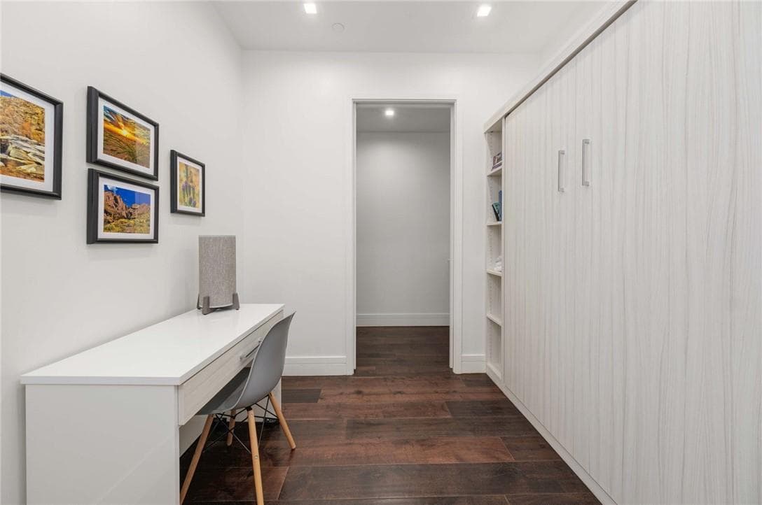 Fifth & West residence 1005, photo 14