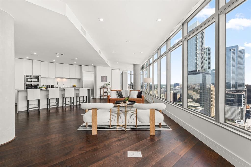 Fifth & West residence 3403, photo 8