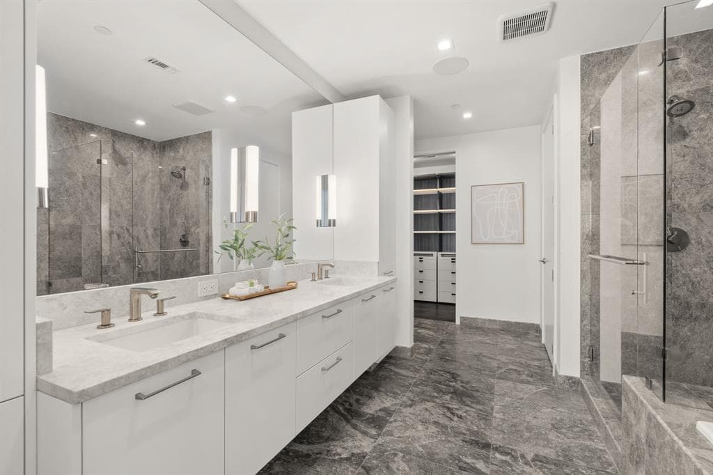 Fifth & West residence 3403, photo 14
