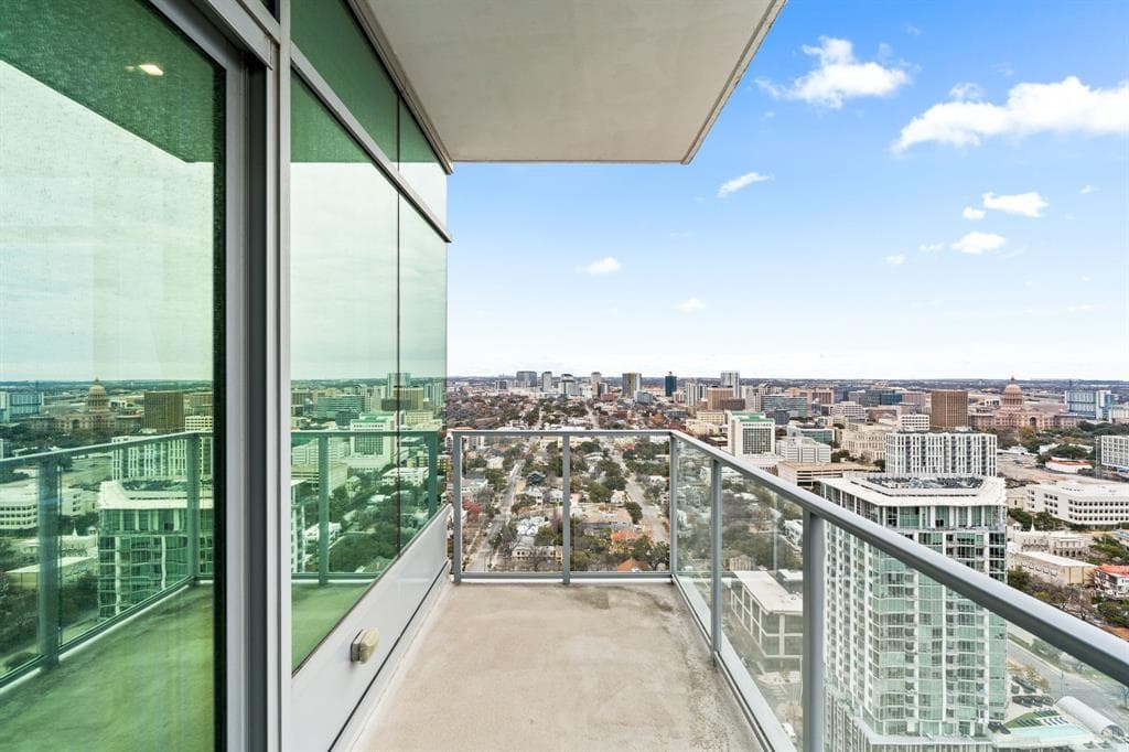 Fifth & West residence 3403, photo 18
