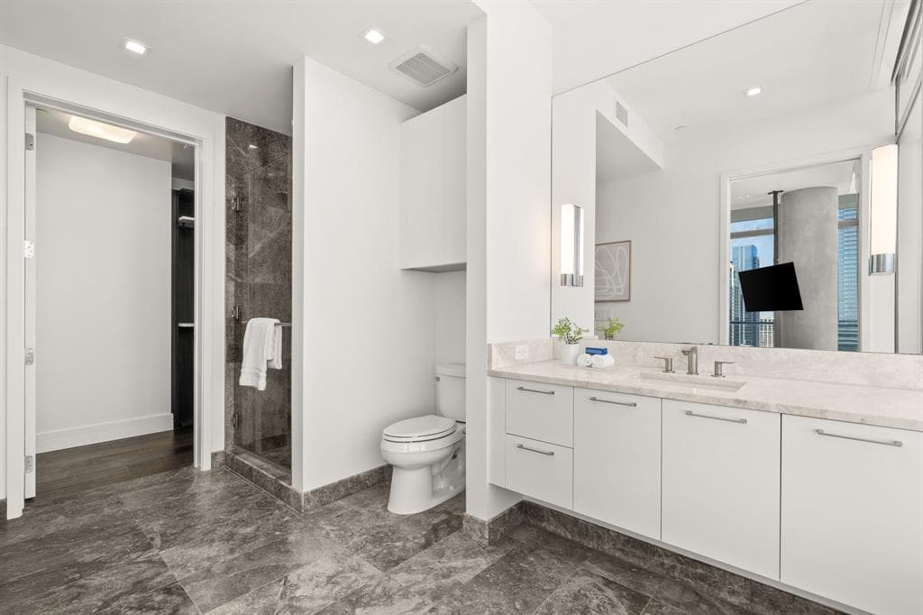 Fifth & West residence 3403, photo 20