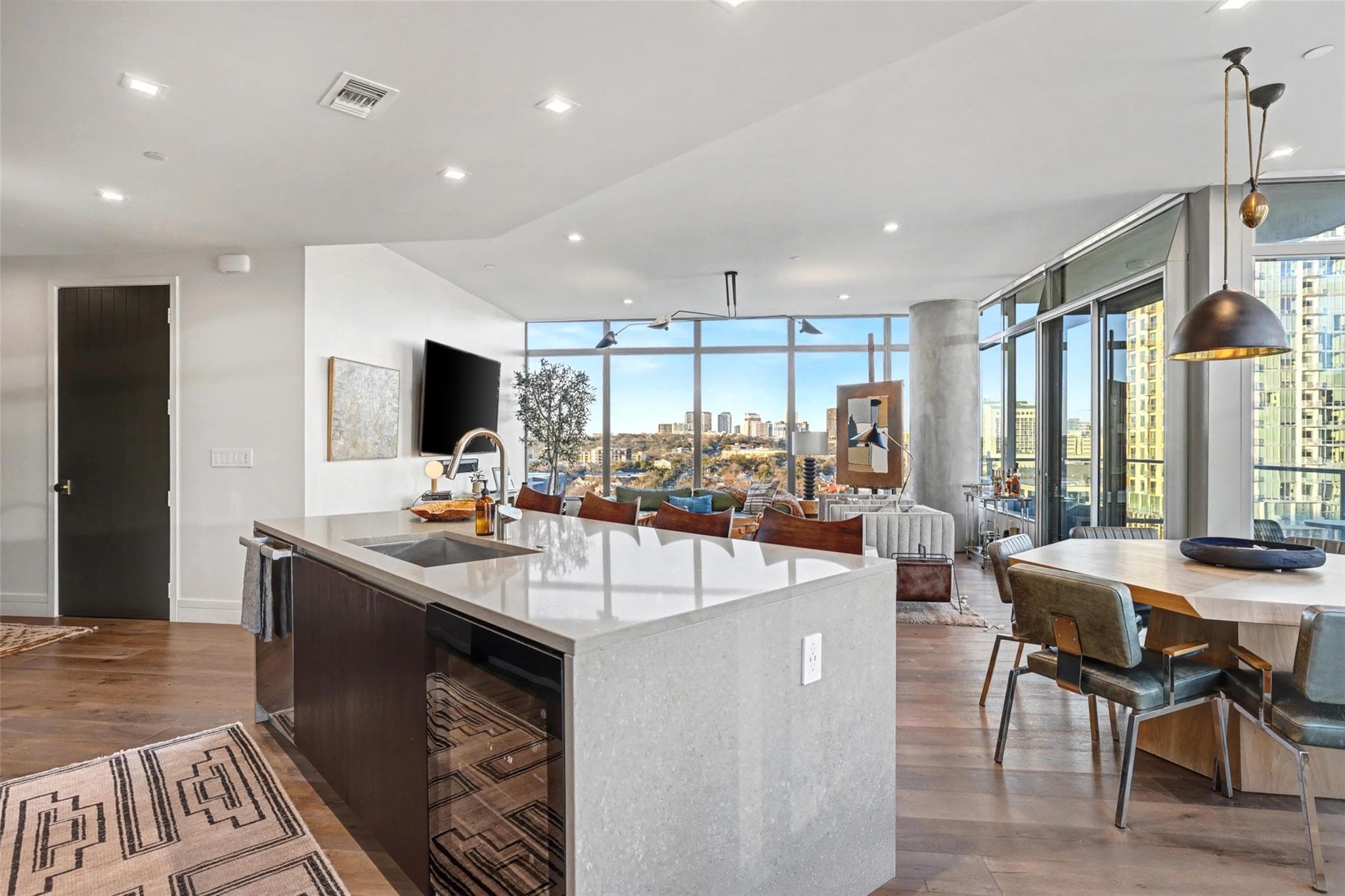 Fifth & West residence 1207, photo 3
