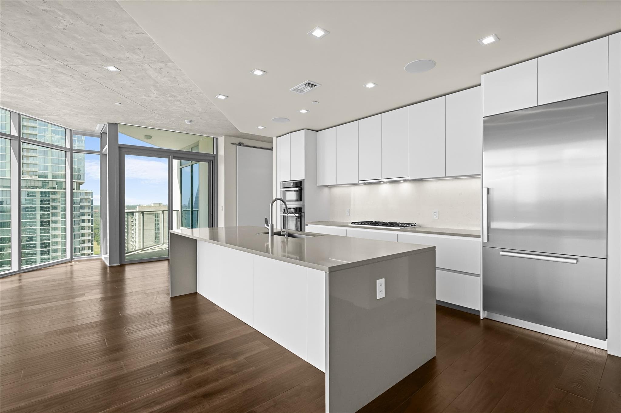 Fifth & West residence 3201, photo 7