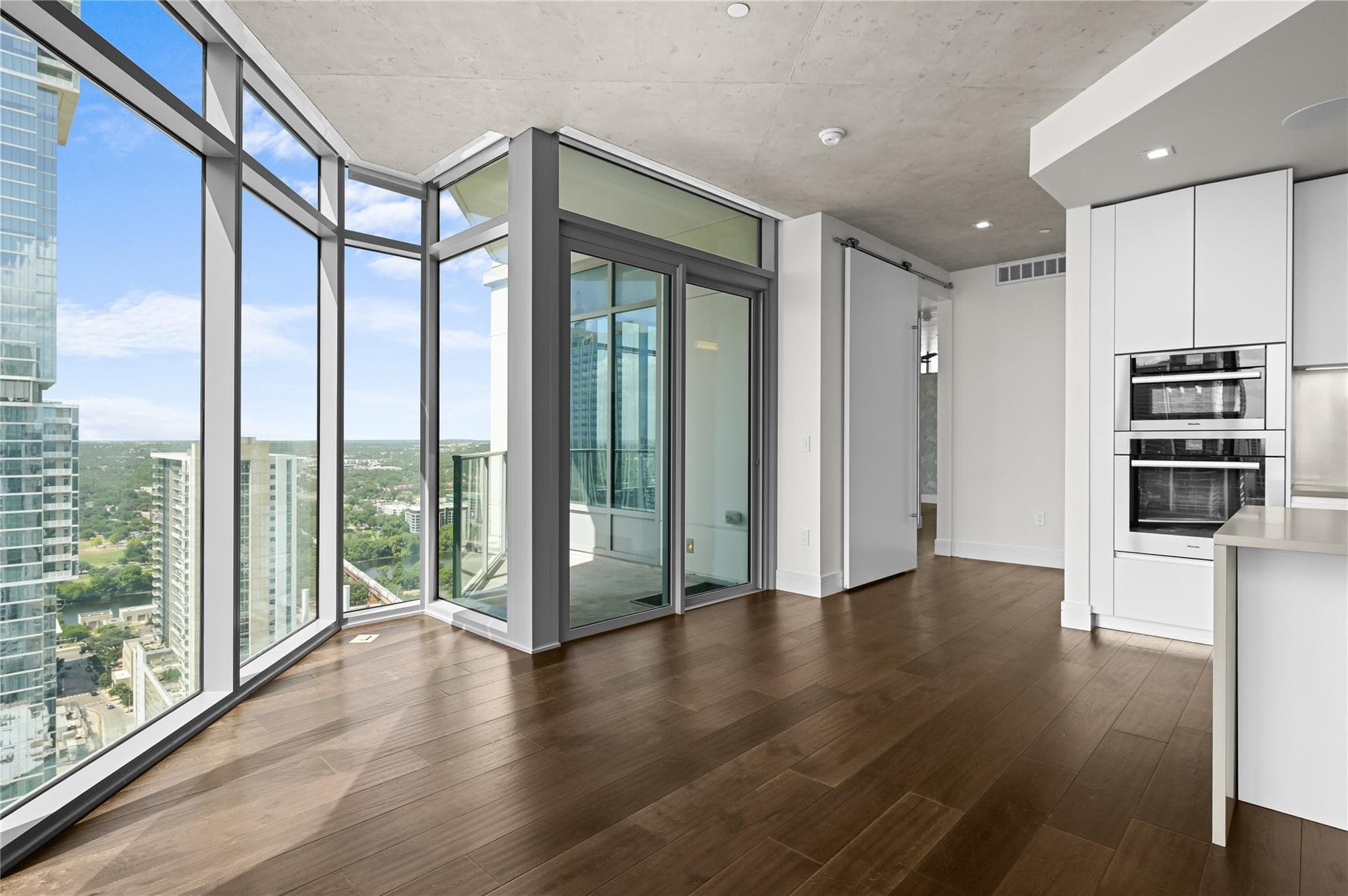 Fifth & West residence 3201, photo 10