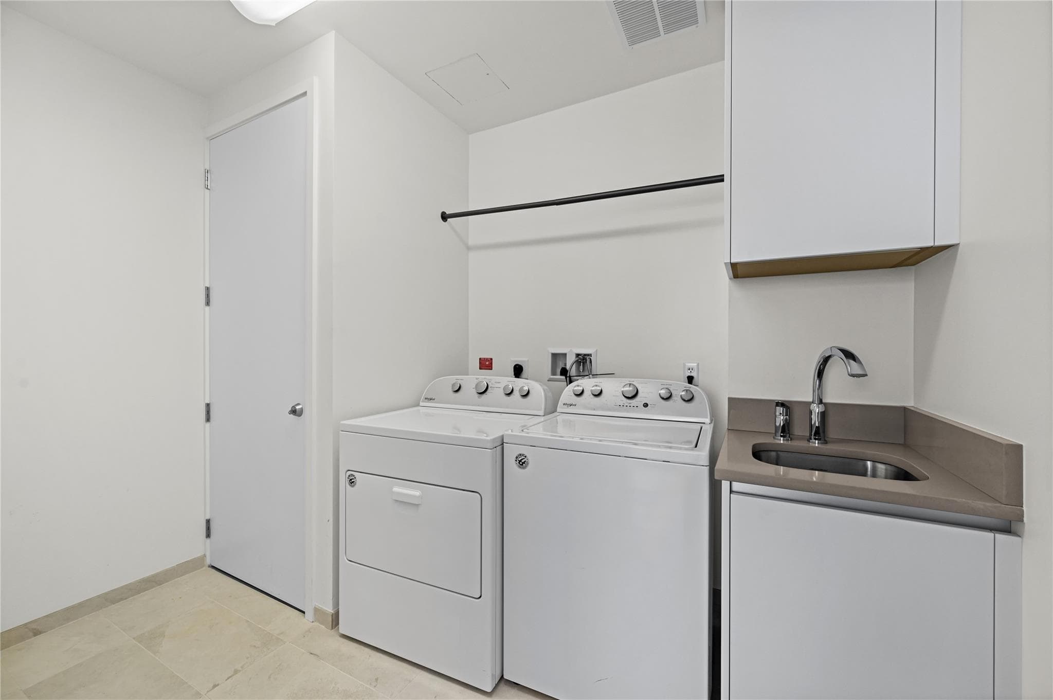 Fifth & West residence 3201, photo 21