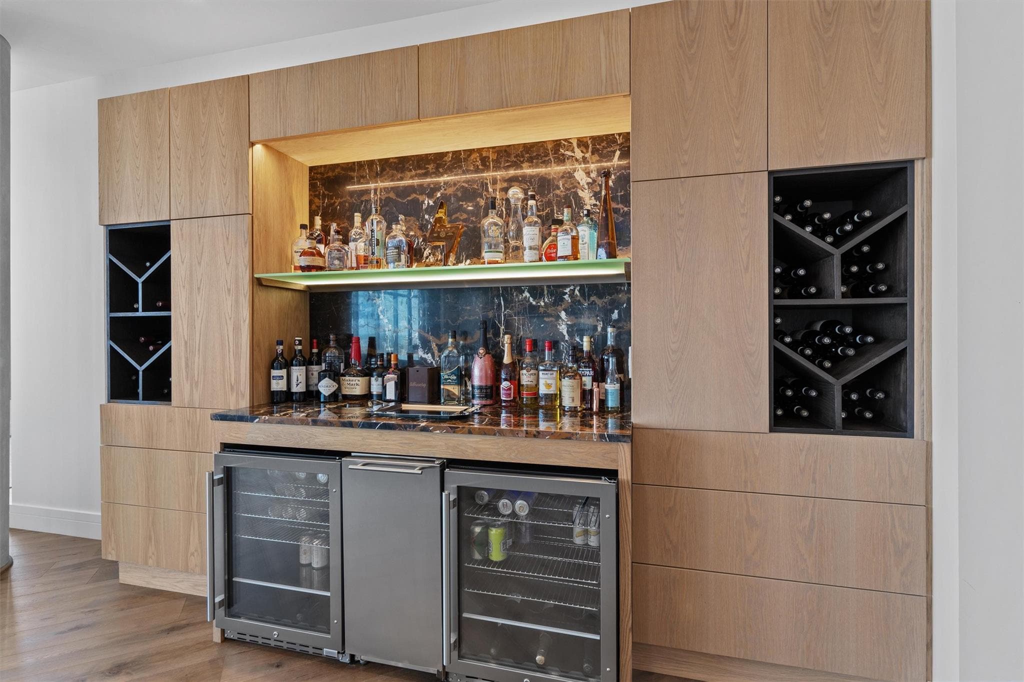 Fifth & West residence 3803, photo 16