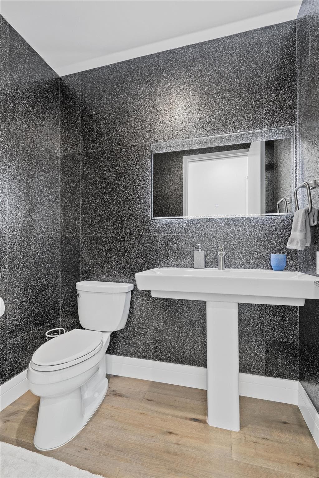 Fifth & West residence 3803, photo 22