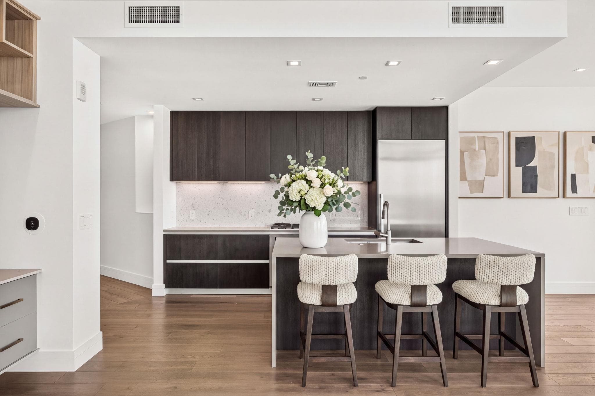 Fifth & West residence 1504, photo 3