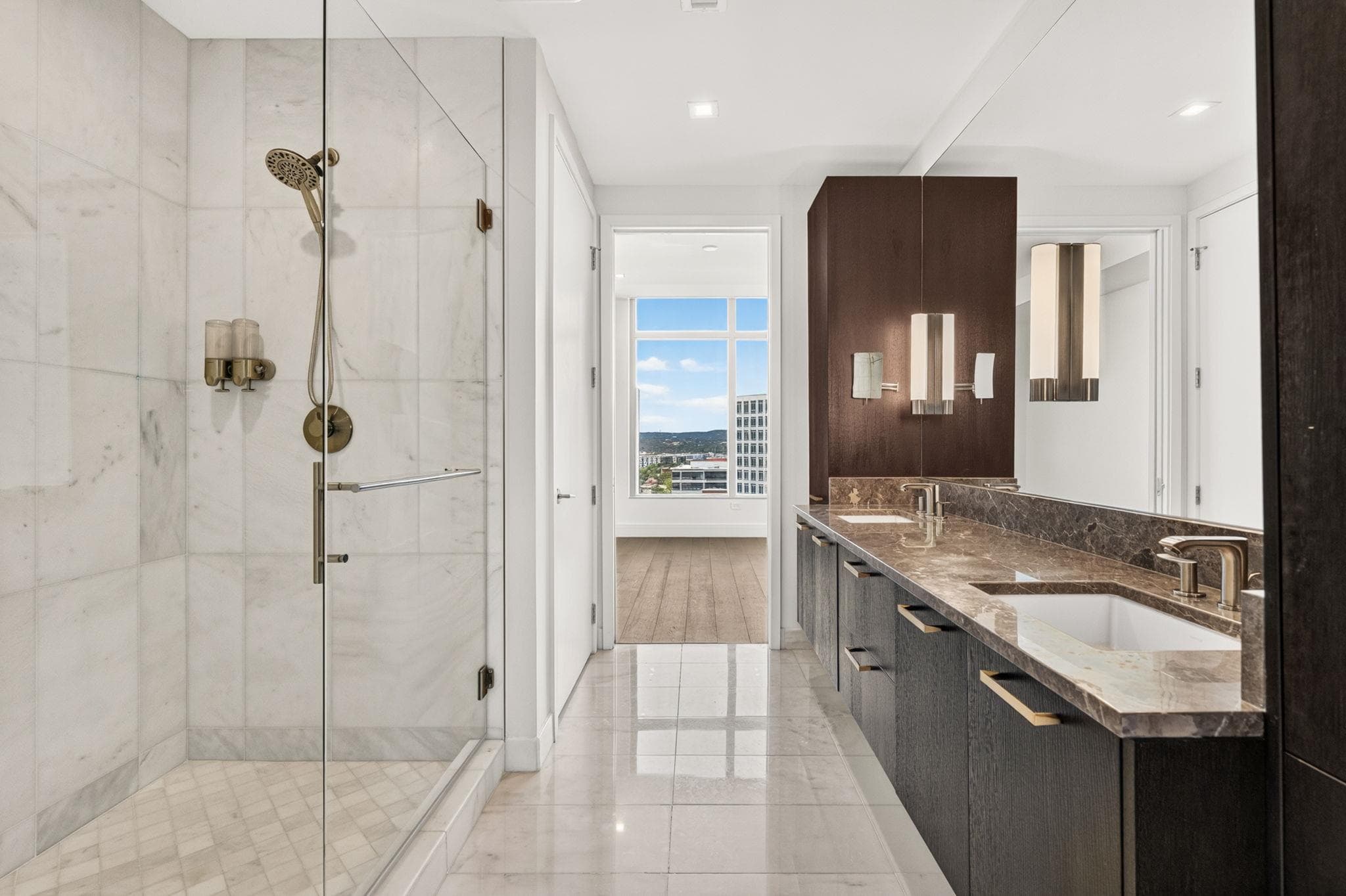 Fifth & West residence 1504, photo 7