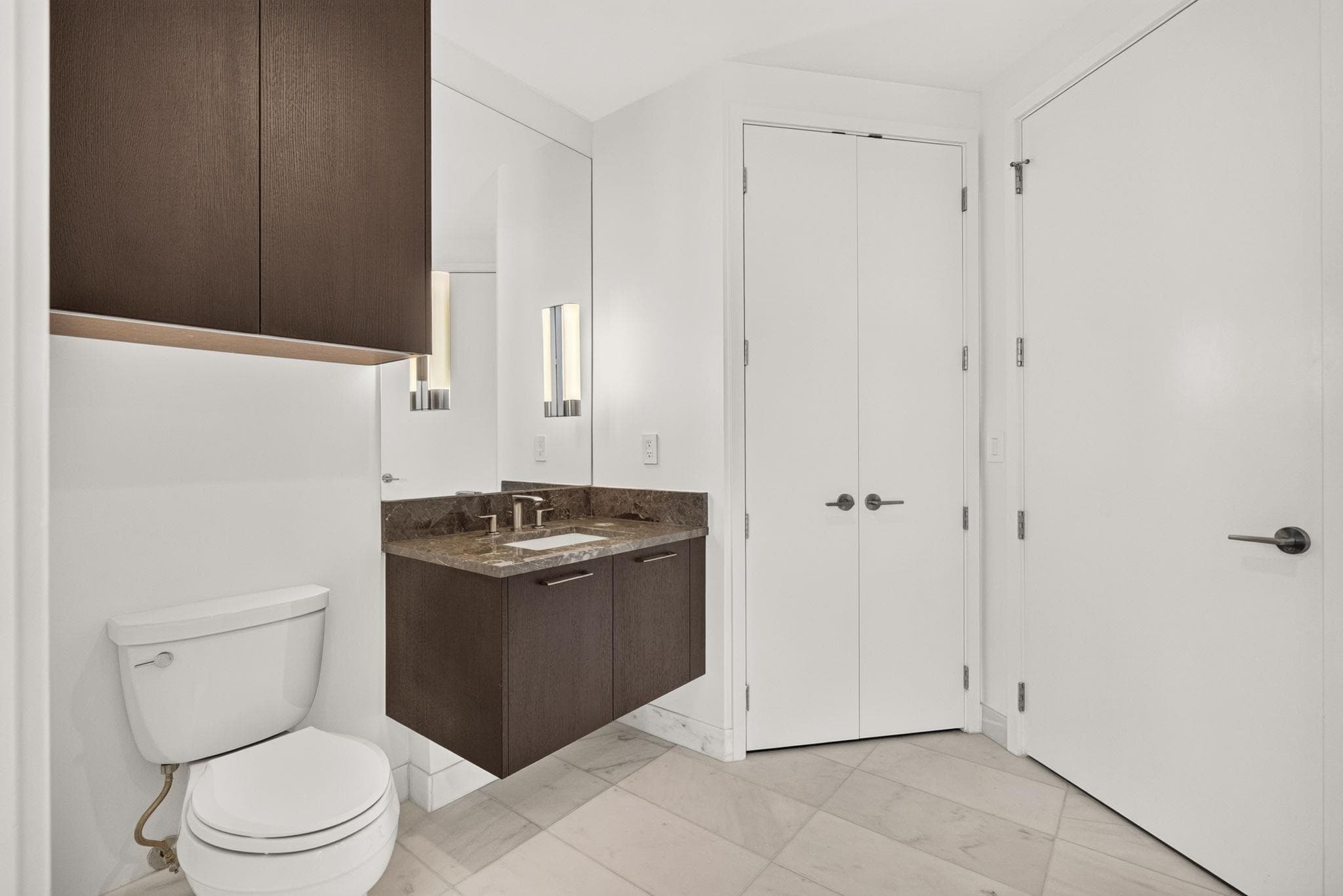 Fifth & West residence 1504, photo 11