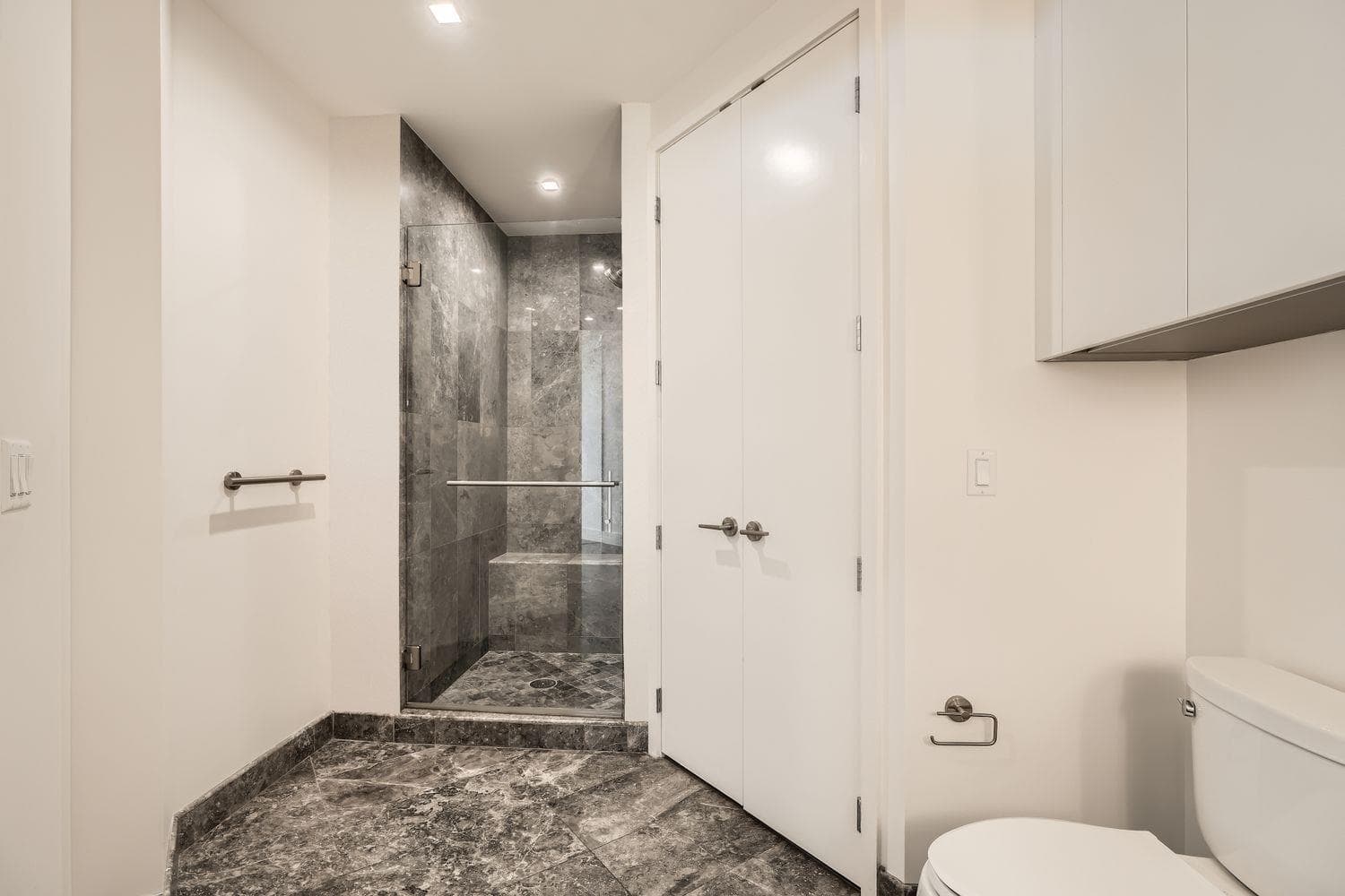 Fifth & West residence 1306, photo 12